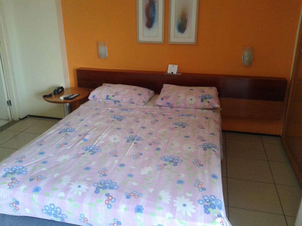 - Mansa 1 E 2 Qtos Apartamento 3*