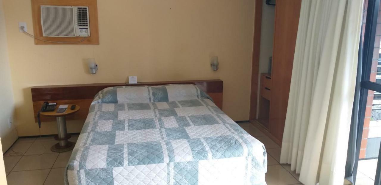 - Mansa 1 E 2 Qtos Apartamento
